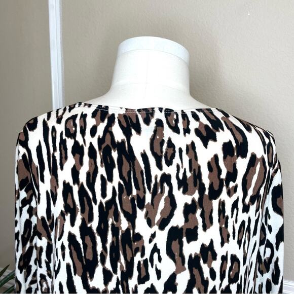 CHICO'S TRAVELERS CLASSIC Animal Sierra Dress Top  Size 2(L) - Picture 8 of 16